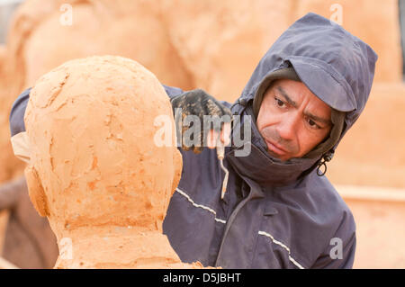 Brighton, UK. 3rd April 2013. Brighton Sand Sculpture Festival 2013:   Frank Sinatra, by sculptor Pedro Mira, from Portugal. Credit: Andrew Hasson / Alamy Live News Stock Photo