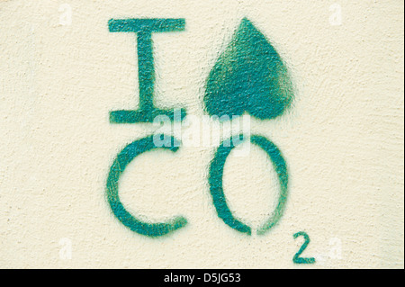 Graffiti on a wall expressing dislike or hatred of CO2 ('I hate CO2'); a green or environmental statement Stock Photo
