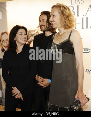 Hannelore Elsner, Hans Steinbichler, Juliane Koehler and guest at the premiere of 'Das Blaue vom Himmel' at Arri Kino movie Stock Photo