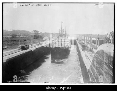 'ANCON' in Gatun locks (LOC) Stock Photo