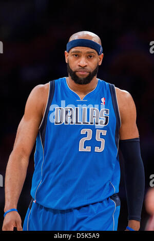 Los Angeles, California, USA. 2nd April 2013. Forward (25) Vince Carter of the Dallas Mavericks against the Los Angeles Lakers during the second half of the Lakers 101-81 victory over the Mavericks at the STAPLES Center in Los Angeles, CA. Credit: Action Plus Sports Images / Alamy Live News Stock Photo