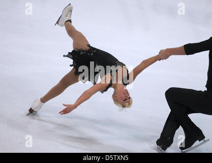 Caydee Denney and John Coughlin from the USA figure skate at the 44th Nebelhorn Trophy in Oberstdorf, Germany, 27 September 2012. Photo: KARL-JOSEF HILDENBRAND Stock Photo