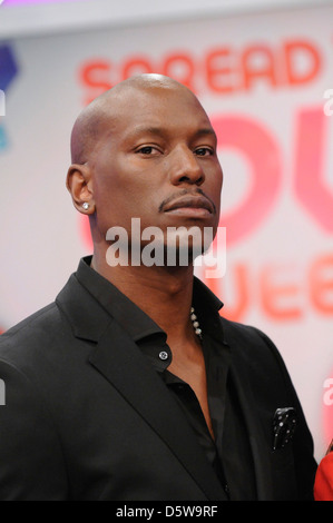 Tyrese Gibson performs Celebrities appear on BET's '106 and Park' New York City, USA - 14.02.12 Stock Photo
