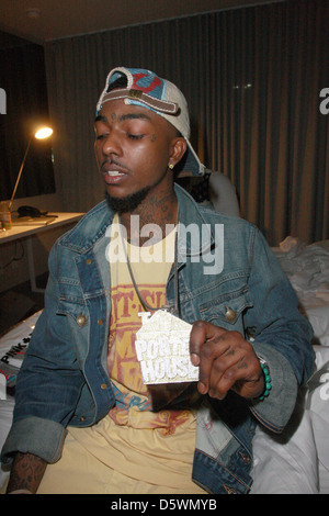 Harold 'Strap' Duncan The Hip Hop Group Travis Porter hanging out at the Andaz Hotel in West Hollywood Los Angeles, California Stock Photo