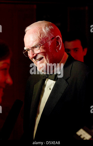 Mia Hamm and Nomar Garciaparra OneXOne gala held at Bimbo's 365 Club San  Francisco, USA - 22.10.09 Stock Photo - Alamy