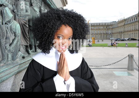 Musical singer and leading actress in the musical 'Sister Act', Zodwa Selele, poses on the palace square in Stuttgart, Germany, 04 October 2012. The musical will premiere at Stage Apollo Theatre in Stuttgart on 09 December 2012. Photo: BERND WEISSBROD Stock Photo