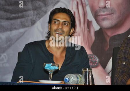 Bhopal, India. 9th April 2013. A press conference held in Bhopal on Tuesday 9th March by famous director Prakash jha about his upcoming movie “Satyagraha – Democracy Under Fire”. In this conference satyagraha team share their experiences with media persons. Bollywood super star Amitabh Bachchan, Ajay devgan, Arjun rampal, Kareena kapoor, Amrita Rao & manoj Bajpai are in the lead role in this movie. Credit: devendra dube / Alamy Live News Stock Photo