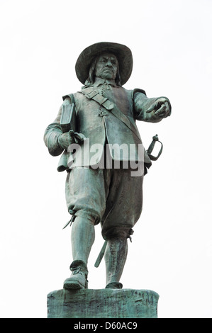 The statue of Oliver Cromwell in St Ives town centre Cambridgeshire UK Stock Photo