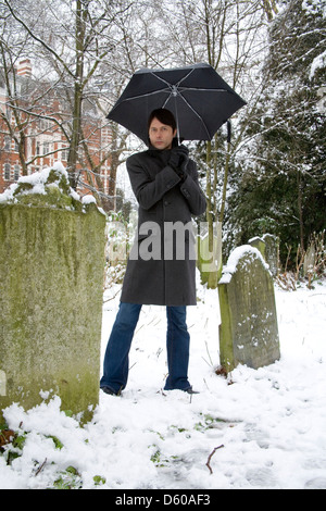 Brett Anderson of Suede photographed  in St Johns Wood church gardens, London, England. Stock Photo