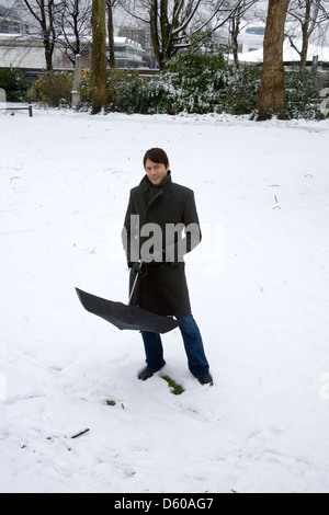 Brett Anderson of Suede photographed  in St Johns Wood church gardens, London, England. Stock Photo