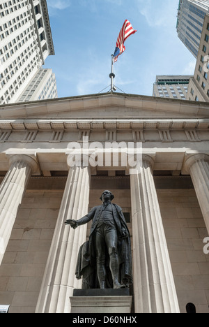 George Washington Monument in front of Federal Hall, Financial District, New York City, USA - Image taken from public ground Stock Photo