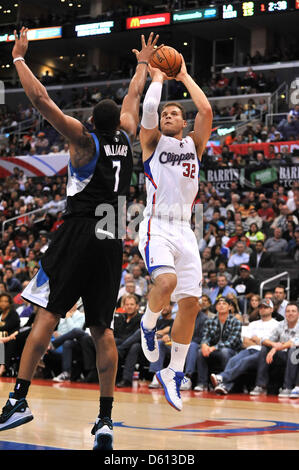 Los Angeles, California, USA. 10th April 2013. Los Angeles Clippers power forward Blake Griffin #32 shoots the ball over Minnesota Timberwolves power forward Derrick Williams #7 in the first half of the NBA Basketball game between the Minnesota Timberwolves and the Los Angeles Clippers at Staples Center in Los Angeles, California..Louis Lopez/CSM/Alamy Live News Stock Photo