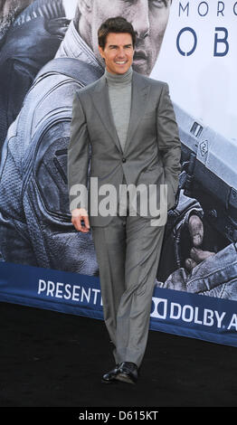 Los Angeles, California, USA. 10th April 2013. Tom Cruise arrives at the Oblivion film premiere in Los Angeles, USA 10th April 2013. Credit: Sydney Alford / Alamy Live News Stock Photo