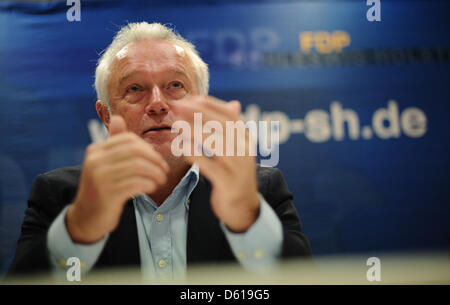 Schleswig-Holstein top candidate of the German party Free Liberals (FDP) and fraction chairman, Wolfgang Kubicki, speaks at a press conference in Bad Bramstedt, Germany, 28 January 2012. Schleswig-Holstein is going to the polls on 06 May 2012. Photo: Christian Charisius Stock Photo