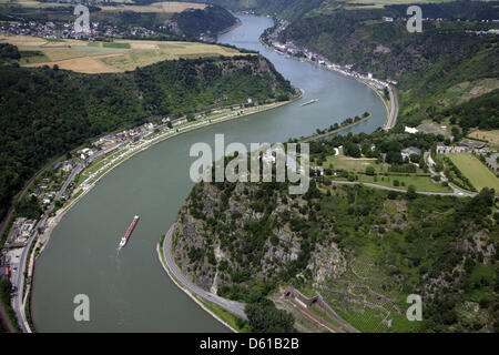 (dpa-file) - A file picture dated 26 June 2008 shows the famour Loreley rock at the UNESCO World Heritage Site of the middle Rhine near St.Goar, Germany. On 13 April 2012, Angelika Stein - who was the 14th impersonator of the Loreley - will leave her position and her successor is presented. Photo: Thomas Frey Stock Photo