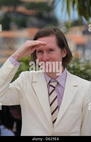 Director Wes Anderson attends the opening film photocall of 'Moonrise Kingdom' during the 65th Cannes Film Festival at Palais des Festivals in Cannes, France, on 16 May 2012. Photo: Hubert Boesl Stock Photo