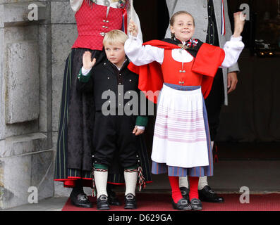 Norwegian Crown Princess Mette Marit, Prince Sverre Magnus and Princess Ingrid  celebrate Norwegian National Day in Skaugum, Norway, 17 May 2012. Photo: RPE-Albert Nieboer NETHERLANDS OUT Stock Photo