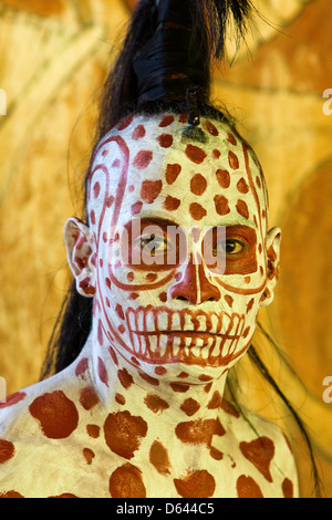 Mayan Dancer Representing Ah Puch, White Death. Xcaret, Riviera Maya, Yucatan, Mexico. Stock Photo