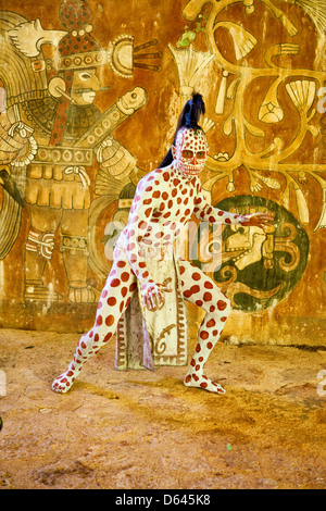 Mayan Dancer Representing Ah Puch, White Death. Xcaret, Riviera Maya, Yucatan, Mexico. Stock Photo