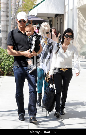 Kourtney Kardashian leaving La Scala restaurant after having lunch with ...