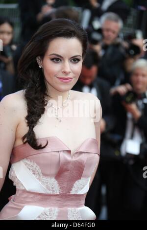 Canadian actress Emily Hampshire arrives for the screening of 'Mud' during the 65th Cannes Film Festival, in Cannes, France, 26 May 2012. The movie is presented in the Official Competition of the festival, which runs from 16 to 27 May. Photo: Hubert Boesl Stock Photo