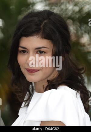 French actress Audrey Tautou poses at the photocall of 'Therese Desqueyroux' during the 65th Cannes Film Festival at Palais des Festivals in Cannes, France, on 27 May 2012. Photo: Hubert Boesl Stock Photo