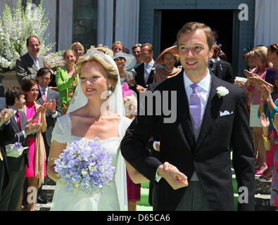 Dutch Princess Maria Carolina de Bourbon de Parme (L) and Albert Brenninkmeijer leave the Basilica di San Miniato al Monte after their wedding in Florence, Italy, 16 June 2012. Photo: Albert Nieboer - NETHERLANDS OUT Stock Photo