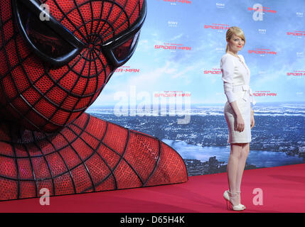 Actress Emma Stone arrives for the premiere of the film 'The Amazing Spider Man' at Cinestar cinema on Potsdamer Platz in Berlin, Germany, 20 June 2012. The 3D movie will start playing in German cinemas on 28 June. Photo: Jens Kalaene Stock Photo