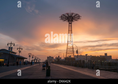 New York, NY - 22 August 2009 Coney Island Boardwalk at dusk Stock Photo