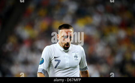 France's Karim Benzema reacts during the UEFA EURO 2012 quarter-final soccer match Spain vs France at Donbass Arena in Donetsk, Ukraine, 23 June 2012. Photo: Thomas Eisenhuth dpa (Please refer to chapters 7 and 8 of http://dpaq.de/Ziovh for UEFA Euro 2012 Terms & Conditions) Stock Photo