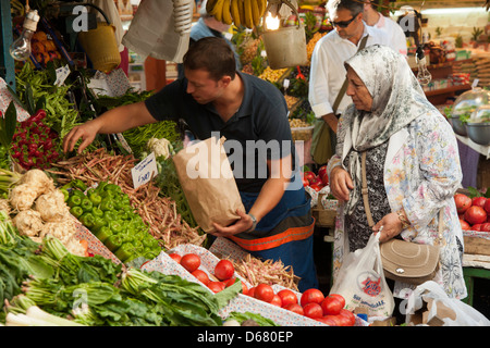 Türkei, Istanbul, Kadiköy, Günesli Bahce Sokak Stock Photo