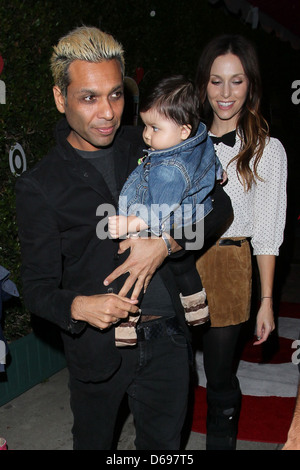 Tony Kanal and his family Celebrities arrive at the 'Harajuku Mini' Launch Party at Jim Henson Studios Los Angeles, California Stock Photo