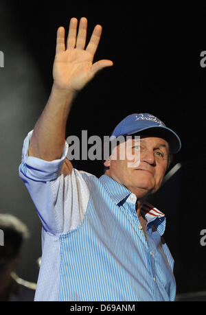 Musician Bruce Johnston of US Band The Beach Boys performs on stage during a concert at o2 World in Berlin, Germany, 03 August 2012. The Beach Boys performed songs from their new album 'That's Why God Made the Radio'. Photo: Britta Pedersen Stock Photo