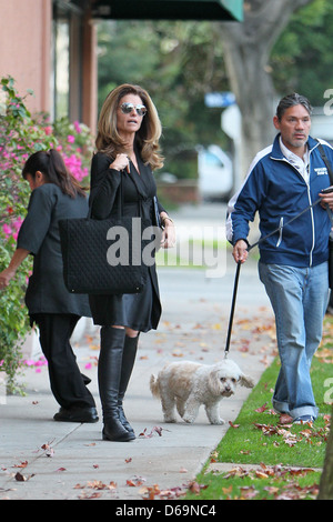 Maria Shriver leaving a salon in Beverly Hills after getting her hair styled Los Angeles, California - 29.11.11 Stock Photo