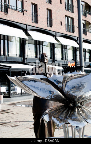 Statue Eternal Peace-Flame on Aker Brygge Stock Photo