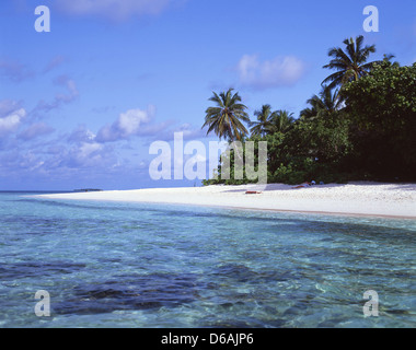 Tropical beach view, Kuda Bandos, Bandos Island, Kaafu Atoll, Republic of Maldives Stock Photo