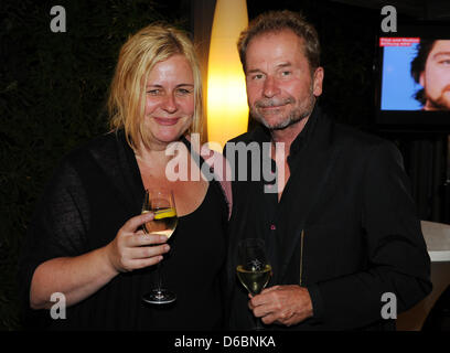 Austrian director Ulrich Seidl and his wife Veronika Franz attend a cocktail party of Film- und Medienstiftung NRW, a state funding agency of Germany's federal state Northrine Westpahlia, at the restaurant Valentino at the Lido during the 69th Venice International Film Festival in Venice, Italy, 02 September 2012. Photo: Jens Kalaene dpa Stock Photo