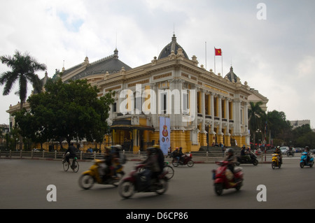 Horizontal wide angle of the Opera House, Nhà hát lớn Hà Nội, in central Hanoi. Stock Photo