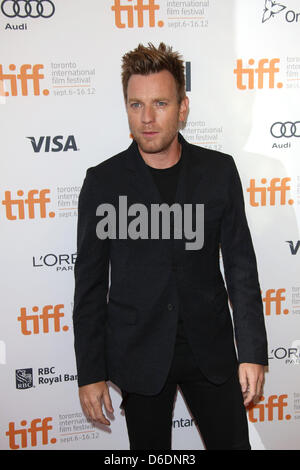 Cast member and Scottish actor Ewan McGregor attends the premiere of the film 'The Impossible' during the 37th annual Toronto International Film Festival in Toronto, Canada, 09 September 2012. The festival runs from 06 to 16 September 2012. Photo: Hubert Boesl Stock Photo