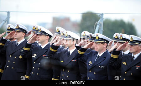 Crew members stand on deck of the frigate 'Hamburg' during the presentation of the campaign streamer of the Free Hanseatic City of Hamburg in Hamburg, Germany, 15 September 2012. Photo: DANIEL REINHARDT