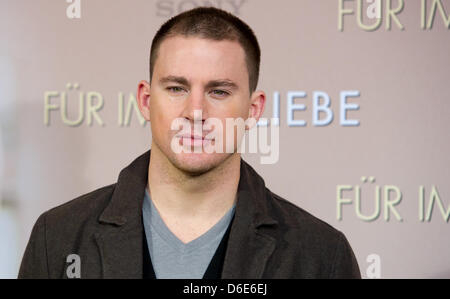 US actor Channing Tatum poses during a photocall of the film 'The Vow' at the Bayerischer Hof in Munich, Germany, 20 January 2012. The film premieres in Germany on 09 February 2012. Photo: Sven Hoppe Stock Photo