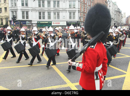 BARONESS THATCHER FUNERAL PROCESSION MARGRET THATCHER FUNERAL 17 April 2013 LUDGATE LONDON ENGLAND UK Stock Photo