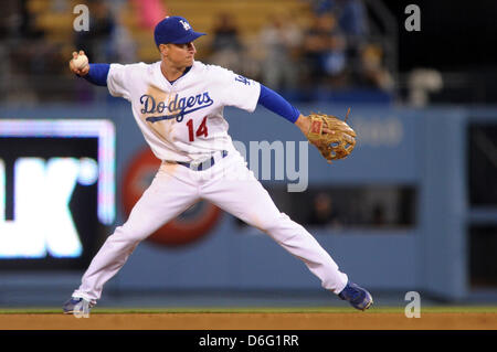 Los Angeles, CA, USA. April 17, 2013.  Los Angeles Dodgers second baseman Mark Ellis (14) throws to first base during the Major League Baseball game between the Los Angeles Dodgers and the San Diego Padres at Dodger Stadium in Los Angeles, CA. David Hood/CSM/Alamy Live News Stock Photo