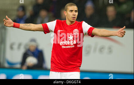 Mainz's Mohamed Zidan celebrates his 1-1 goal during the Bundesliga match TSG 1899 Hoffenheim versus 1. FSV Mainz 05 at Rhein-Neckar-Arena in Sinsheim, Germany, 17 February 2012. Photo: Uwe Anspach Stock Photo