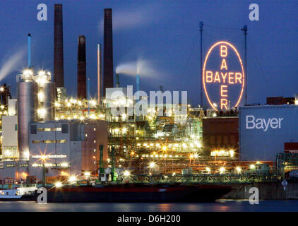 File - A file photo dated 02 March 2007 shows the Bayer factory grounds at the chemical park in Leverkusen, Germany. The chemical and pharmaceutical company company will present its balance sheet figures 2011 on 28 February 2012. Photo: Oliver Berg Stock Photo