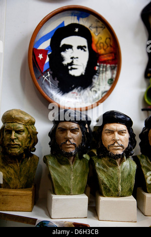 Souvenirs at market and shops, Cuban city of Havana, La Habana, Cuba, South America, Latin America. Che Guevara memorabilia Stock Photo