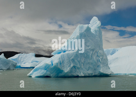 Blue Icebergs seen on Lago, Los Glaciares National Park, Punta Bandera, Port, El Calafate, Patagonia, Argentina Stock Photo