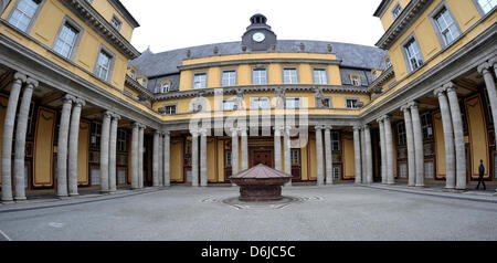 The old headquarters of Munich Reinsurance Company (Munich ...