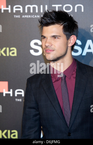 Taylor Lautner attends the Spanish premiere of his new film 'Abduction