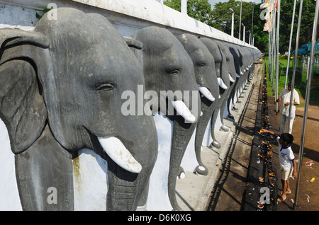 Ruvanvelisaya Dagoba, Anuradhapura, UNESCO World Heritage Site, North Central Province, Sri Lanka, Asia Stock Photo